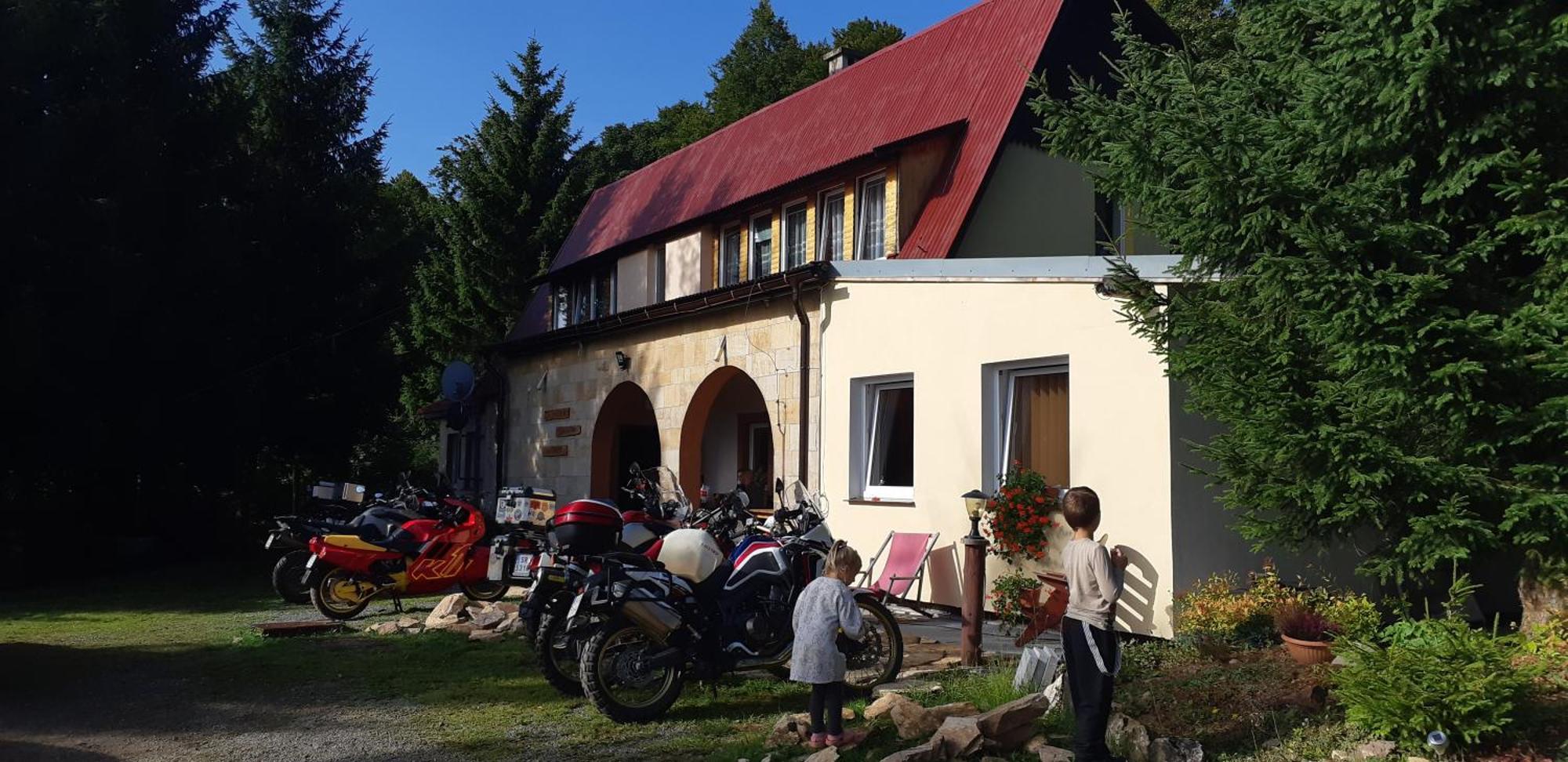 Zbójnicka Chata Zieleniec  Exterior foto