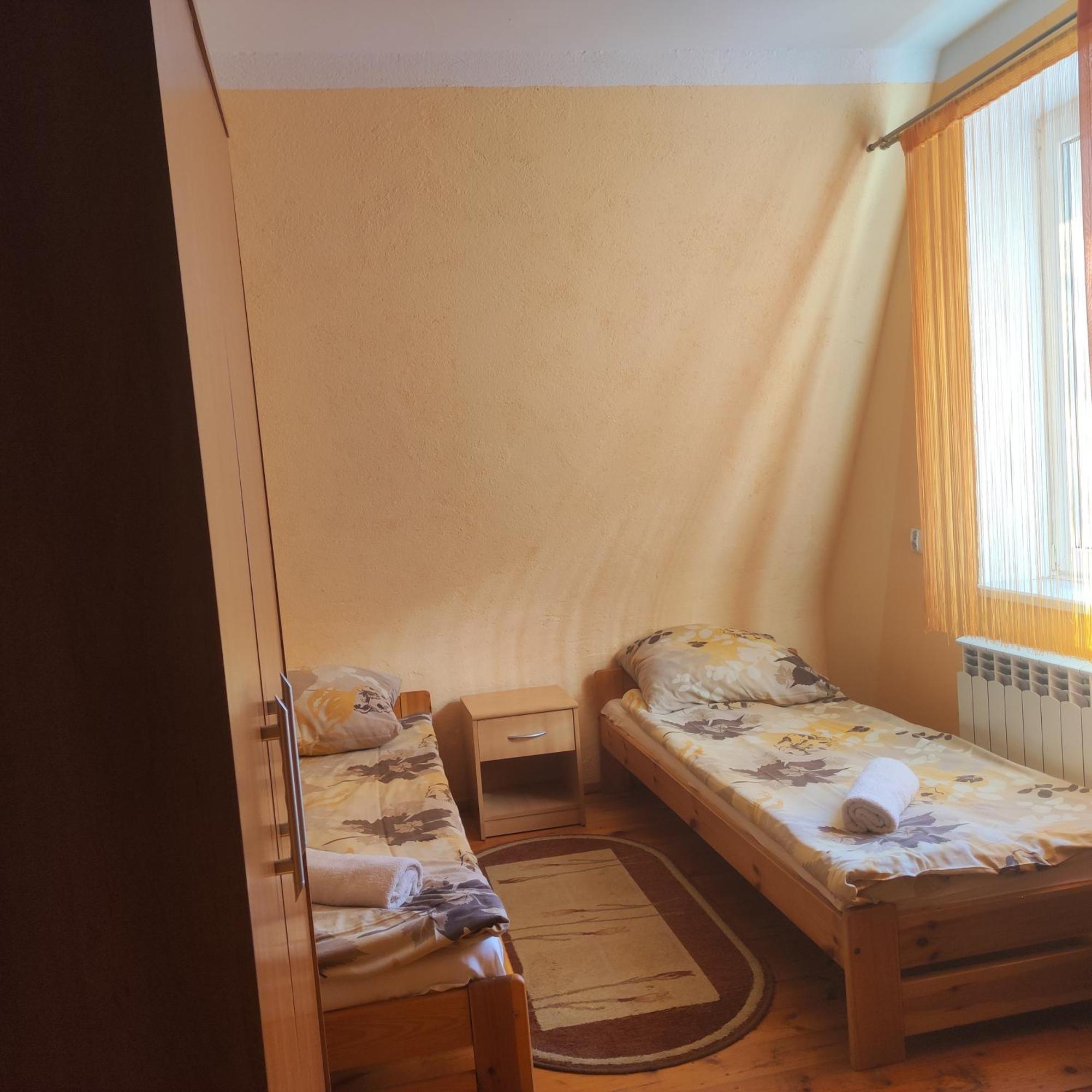 Zbójnicka Chata Zieleniec  Exterior foto